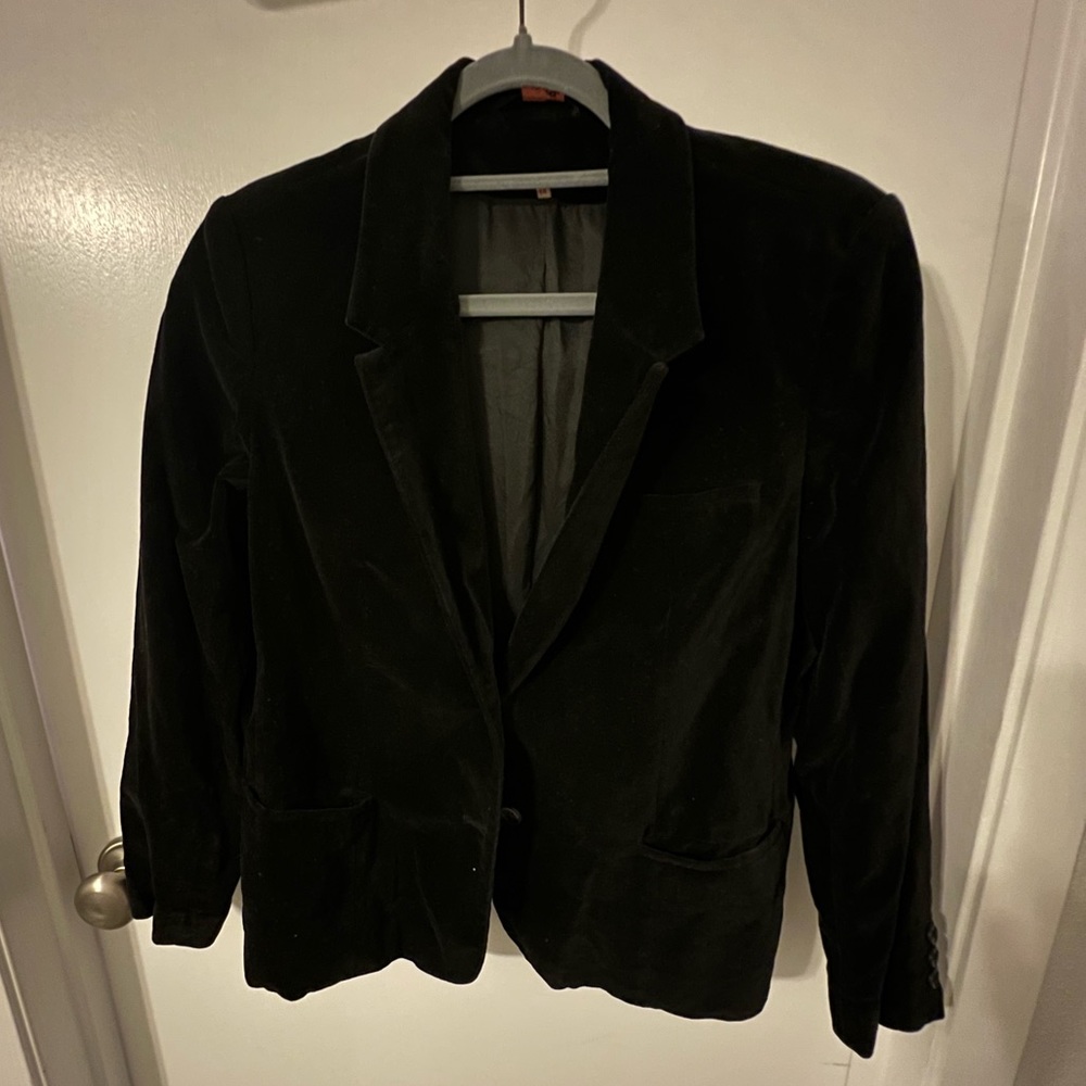 Gorgeous Black Blazer-14 petite